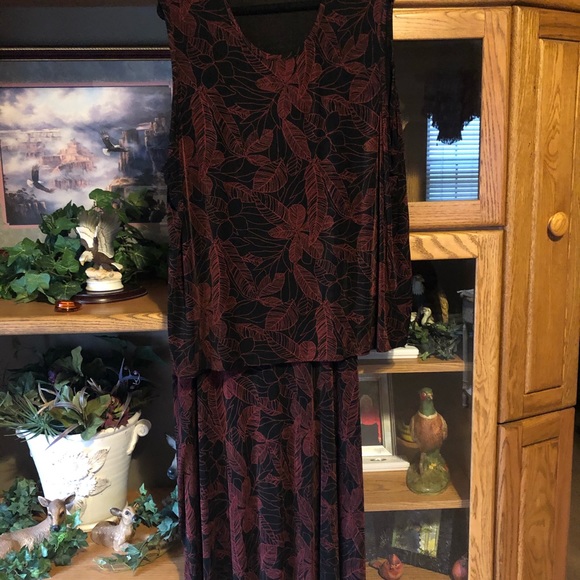 Dress is 18W material is linen and cotton - Picture 7 of 13